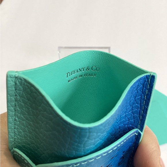 Tiffany & Co. Teal & Blue Ombre RTT Co. Leather credit card Holder NWT - Picture 8 of 9